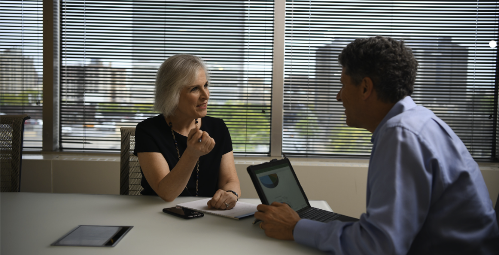 Lauren Sontag providing executive coaching consultation to business leaders